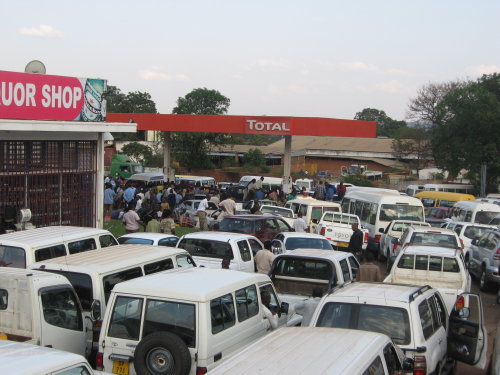 It's really impossible to take a photo of the queues at the filling stations. Imagine another fifty cars behind me as I'm taking this picture. Then add on another complete set of vehicles coming into the station from the other direction as well (ahead on the left in this photo), going two by two down the main road for a quarter mile and also completely filling a block on a secondary road.